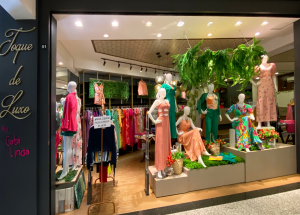 Loja Pequena Lojas Emporio Roupas Moda Feminina Lojas Roupas De